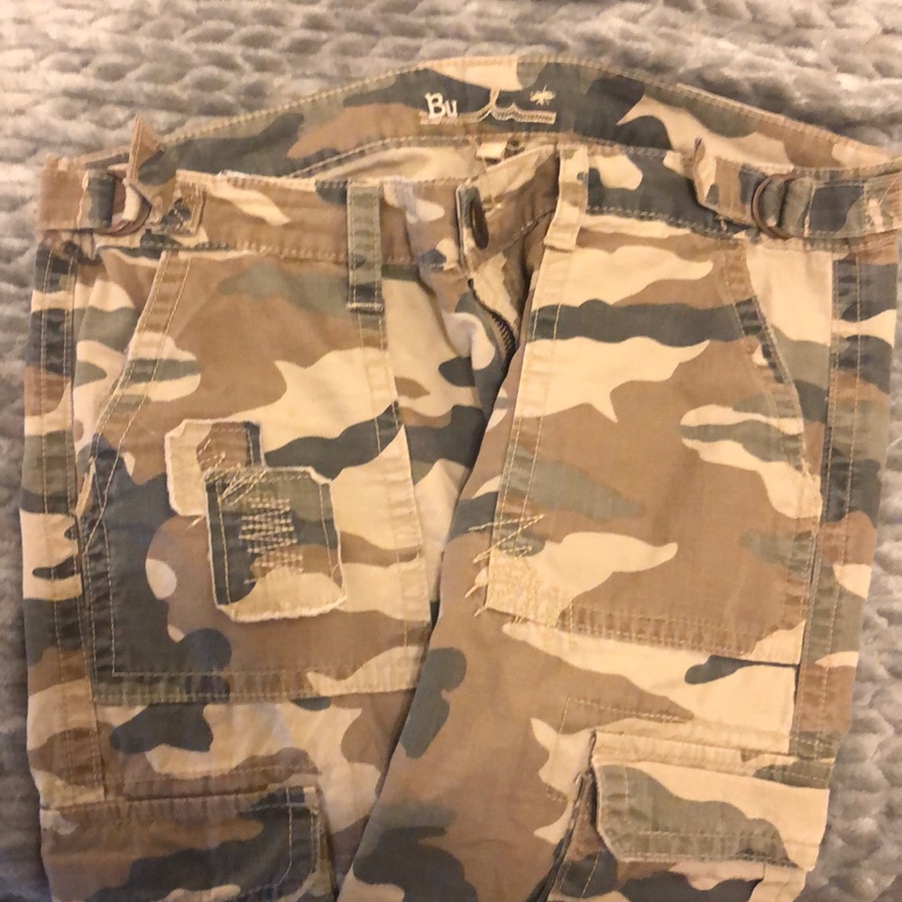 Camo Capris - Picture 2 of 3